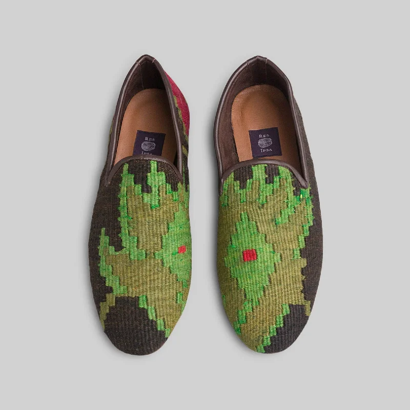 Men's loafers with a contrast stitching detailMen's Kilim Loafer Size 9