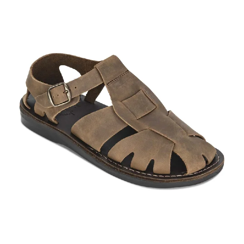 Waterproof men's sandals for water activitiesFinn - Leather Nomad Sandal | Oiled Brown Waterproof men's sandals for water activitiesFinn - Leather Nomad Sandal | Oiled Brown