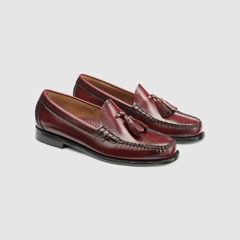 Men's loafers with a contrast stitching detailMENS LARKIN TASSEL BROGUE WEEJUNS LOAFER Men's loafers with a contrast stitching detailMENS LARKIN TASSEL BROGUE WEEJUNS LOAFER