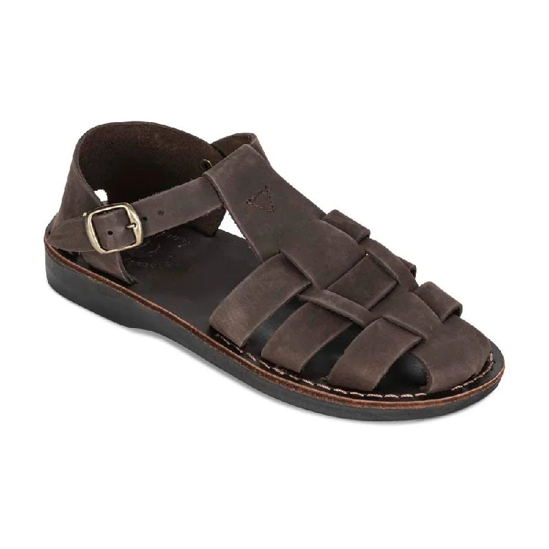 Men's sandals in a neutral color like black or brownDaniel - Leather Fisherman Sport Sandal | Brown Nubuck Men's sandals in a neutral color like black or brownDaniel - Leather Fisherman Sport Sandal | Brown Nubuck