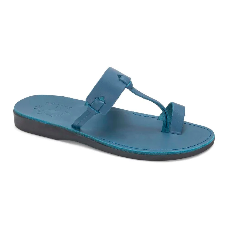 Men's sandals with a stretchy strap for a better fitDavid - Leather Open Toe Sandal | Blue Men's sandals with a stretchy strap for a better fitDavid - Leather Open Toe Sandal | Blue