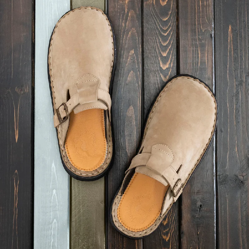 Men's sandals with a durable outer soleSawyer - Leather Clog-Toe Sandal | Olive Nubuck