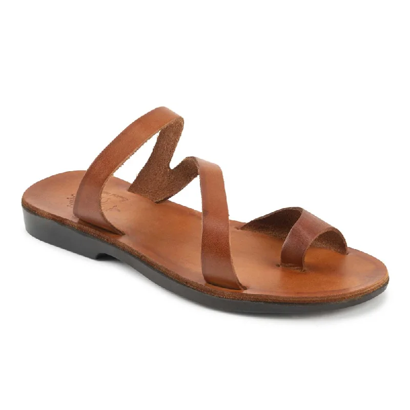 Men's sandals in a neutral color like black or brownNoah - Leather Slide On Sandal | Honey Men's sandals in a neutral color like black or brownNoah - Leather Slide On Sandal | Honey
