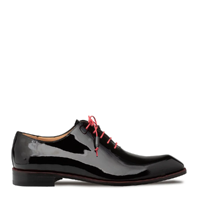 Men's Oxfords in a dark burgundy leather for a unique styleDietro 2 Asymmetrical Patent Oxford