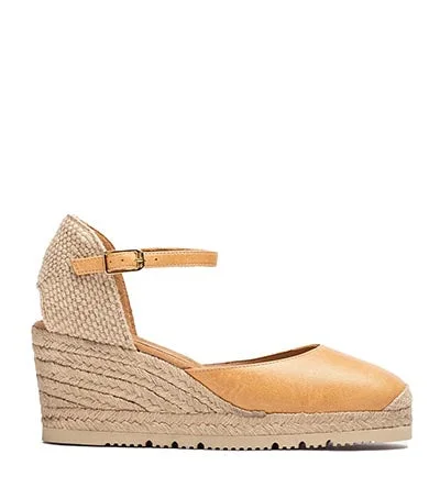 Men's sandals with a contrast stitching detail Men's sandals with a contrast stitching detail UNISA CACERES 24 TAN