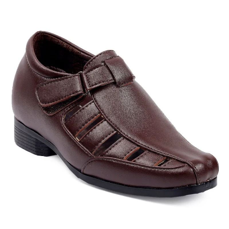 Men's sandals in a neutral color like black or brown Men's sandals in a neutral color like black or brown Men's 3 Inch Hidden Height Increasing Elevator Velcro Sandals