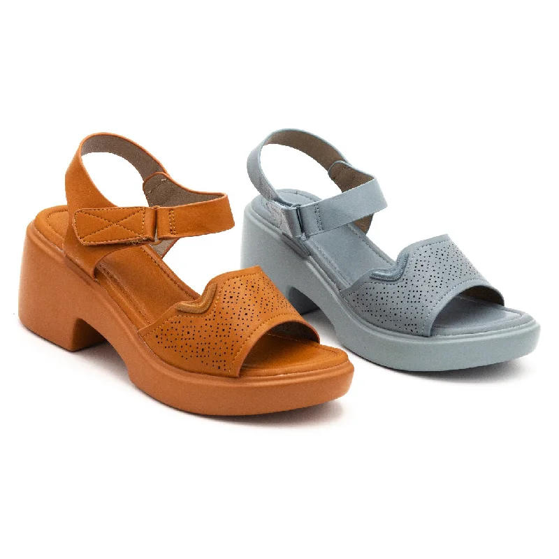Men's sandals with a toe post design Men's sandals with a toe post design 8049518 comfy sandal