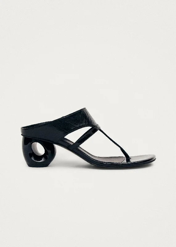Men's sandals with a decorative buckle or charm Men's sandals with a decorative buckle or charm Dystaria Onix Black Leather Sandals