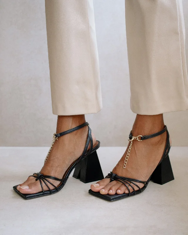 Men's leather sandals with an adjustable strap Men's leather sandals with an adjustable strap Cactus Black