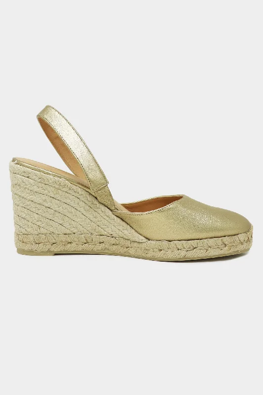 Men's sandals with a toe post design Men's sandals with a toe post design Carissa Sandal | Gold Men's sandals with a toe post design Men's sandals with a toe post design Carissa Sandal | Gold