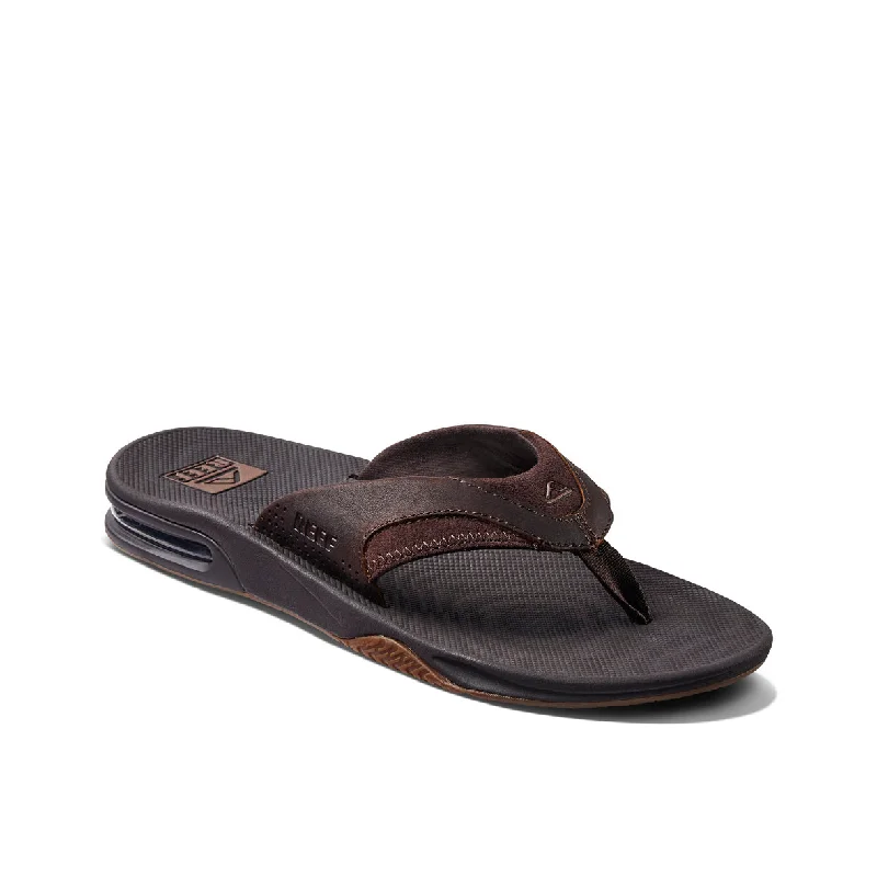 Men's sandals with a toe post design Men's sandals with a toe post design Mens Leather Fanning-Dark Brown