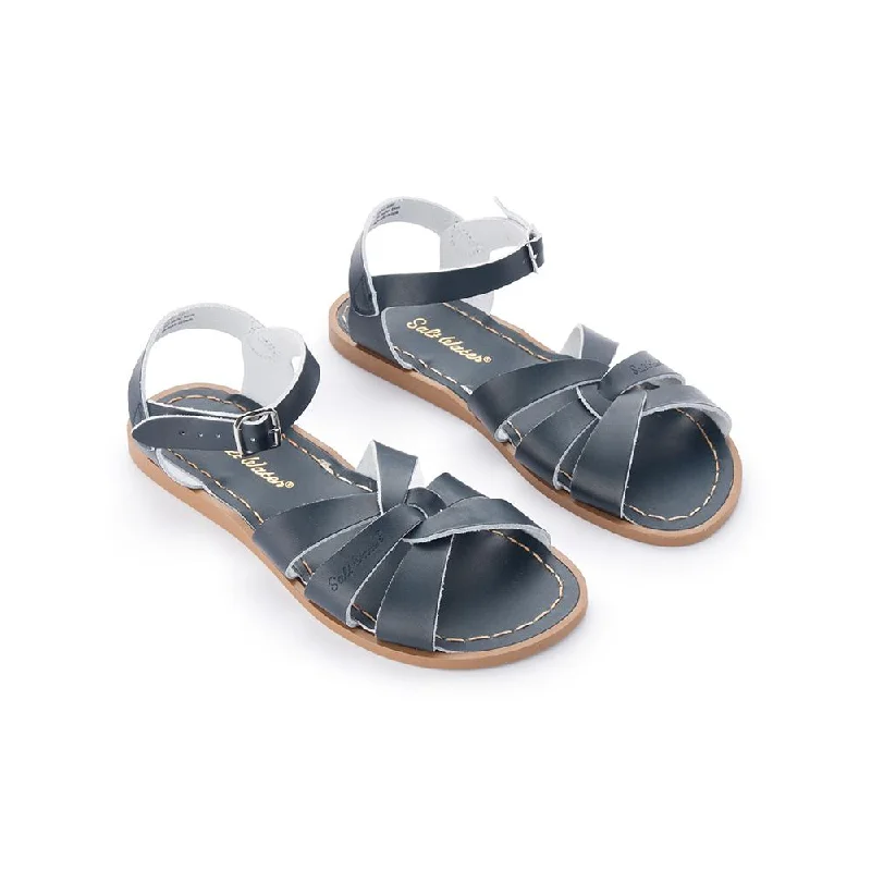 Men's sandals with a perforated leather upper for ventilation Men's sandals with a perforated leather upper for ventilation Original Salt Water Sandal - Navy (Adult)