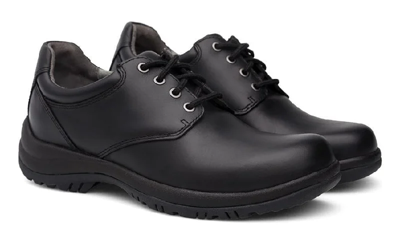 Men's Oxfords with a perforated leather strap for ventilation Dansko Walker