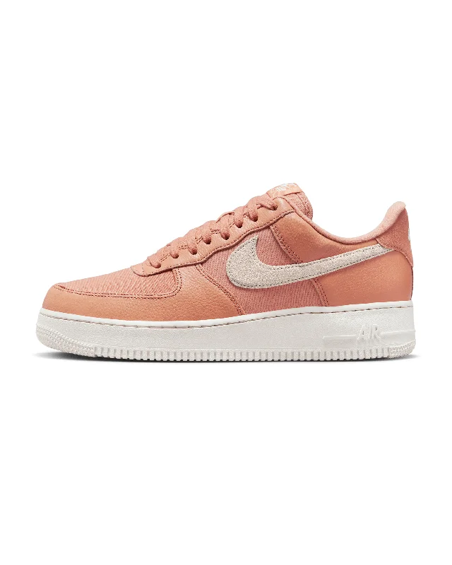 Men's vegan leather sneakers for an eco - friendly optionAIR FORCE 1 '07 LX - AMBER BROWN / PHANTOM Men's vegan leather sneakers for an eco - friendly optionAIR FORCE 1 '07 LX - AMBER BROWN / PHANTOM